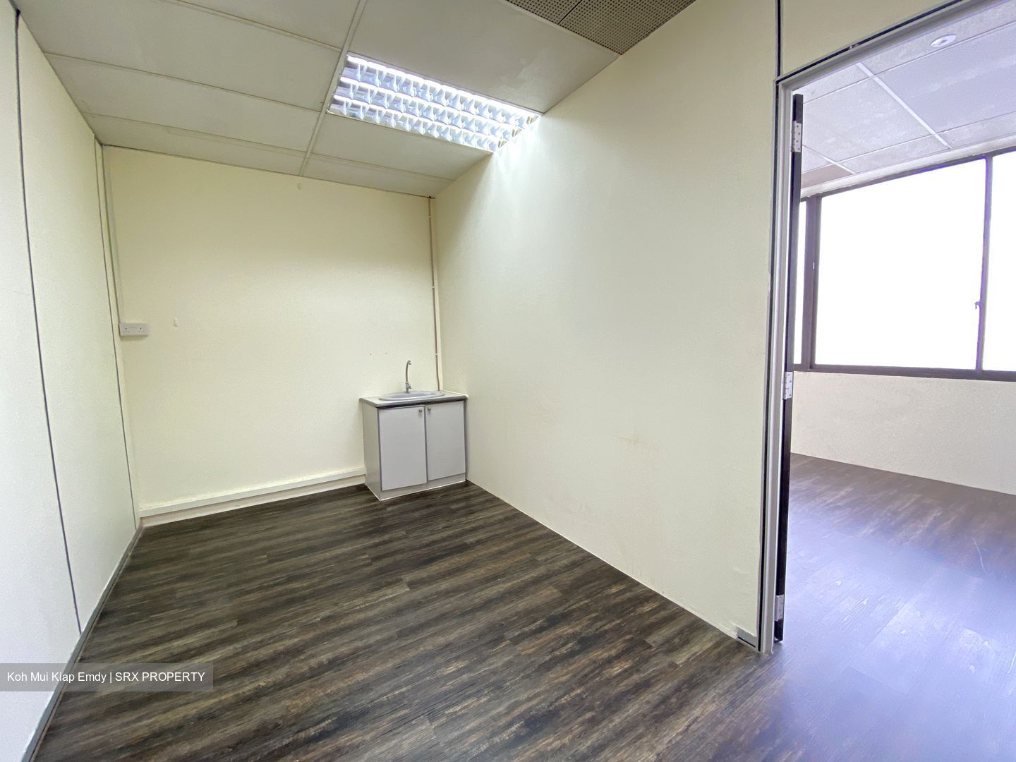 Parklane Shopping Mall (D7), Office #408843011